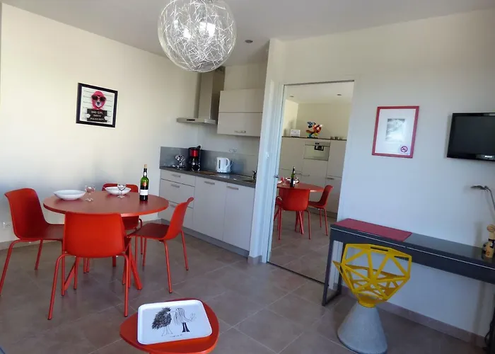 Au Grain D'orge 度假居 *